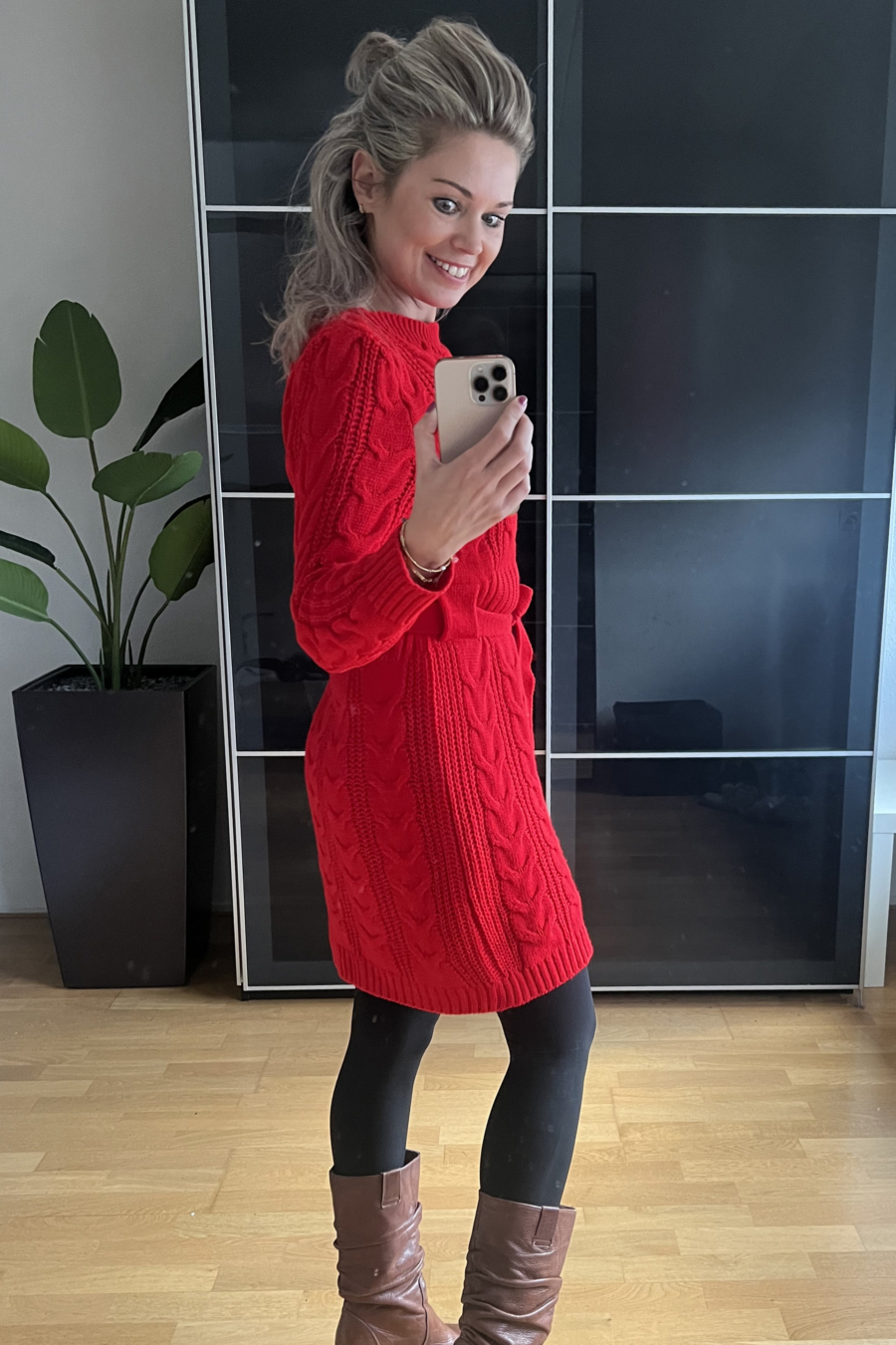 Saar Red Dress