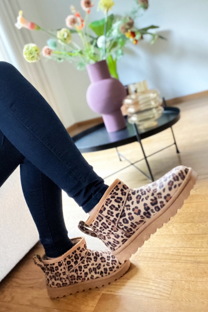 Taupe leren snowboots | Enkellaarsjes met hak | Manfield | Manfield
